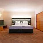 Otel Gutshotel Odelzhausen